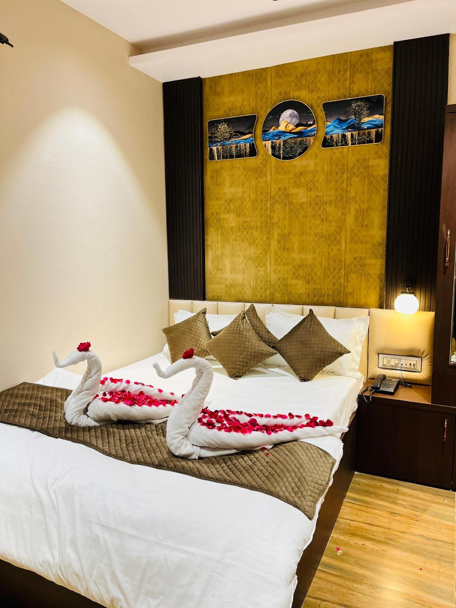 Shubh Laxmi Residence Ajmer Ngoại thất bức ảnh